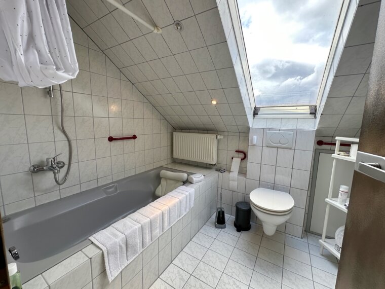 Badezimmer DG