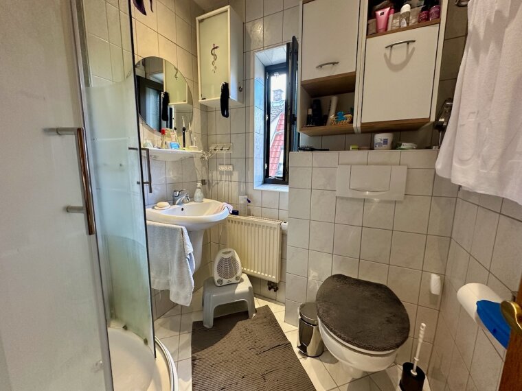 Badezimmer 1. OG