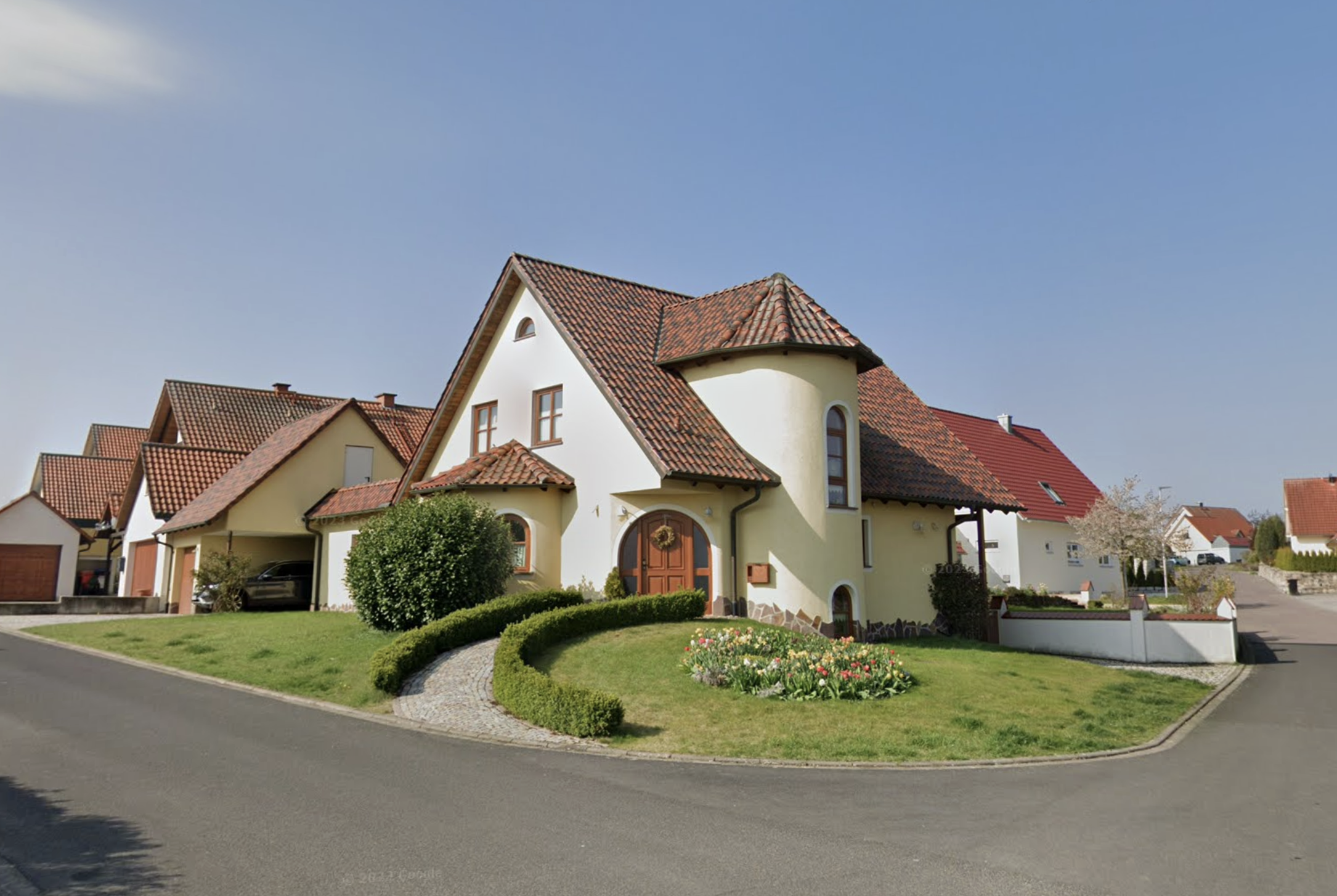 NEU im Angebot! Ideal für Ihre Familie - bezugsfreies Einfamilienhaus in ländlicher Umgebung