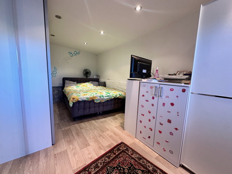 Schlafzimmer UG