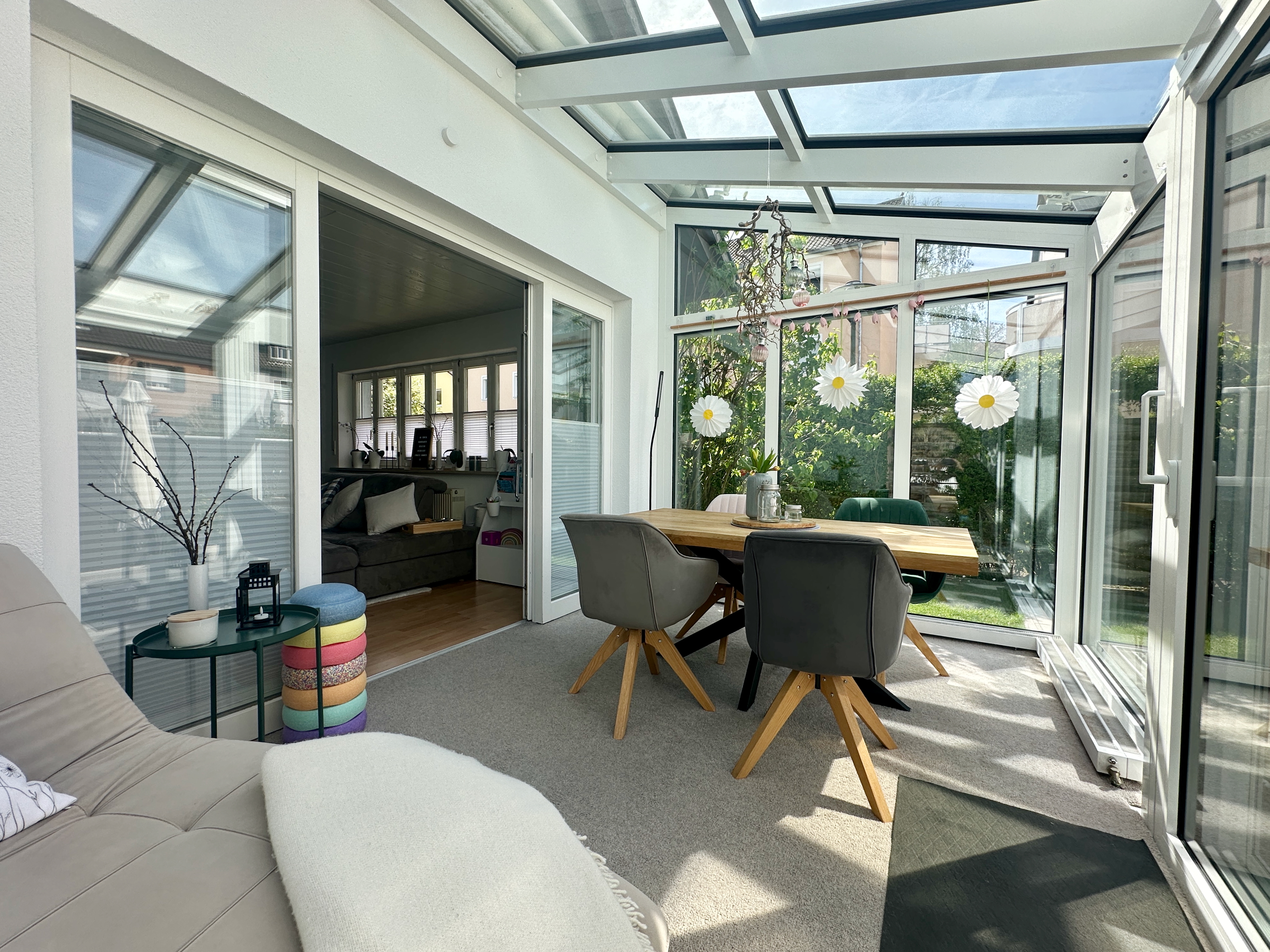 Gepflegte und großzügige 4,5-ZW mit Wintergarten, Terrasse und Garten in Zell am Main!