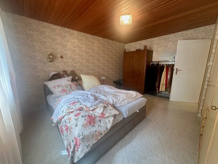 ausgebautes Zimmer UG